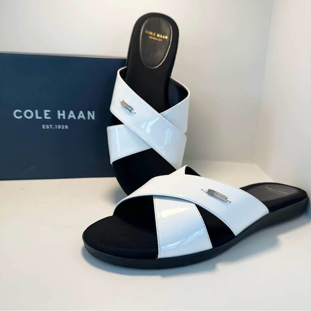 COLE HAAN Patent Augusta Sandal Optic White Slide Size 9.5 New